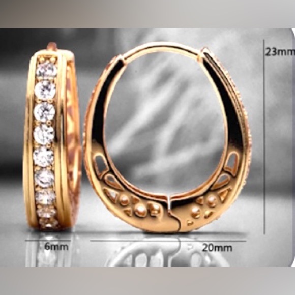 New Gold Plated Made with Swarovski Reversible Hoop Earrings - Picture 6 of 7